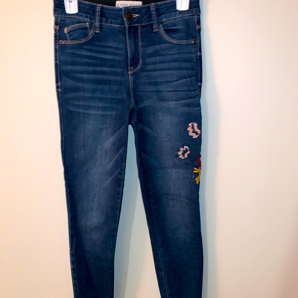 Knox Rose Floral Detail Skinny Jeans